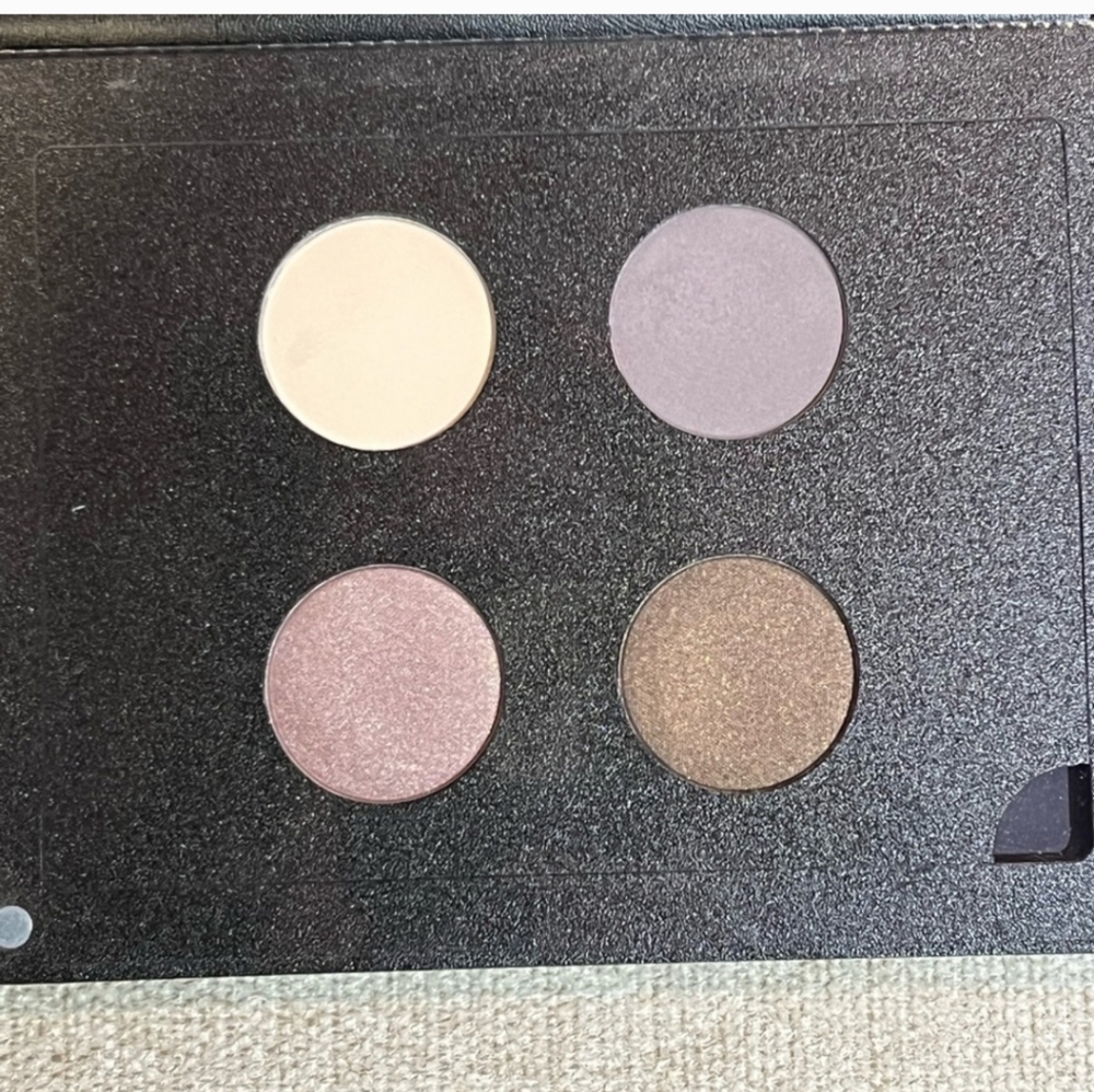 ittse Eyeshadow Build Your Own Palette